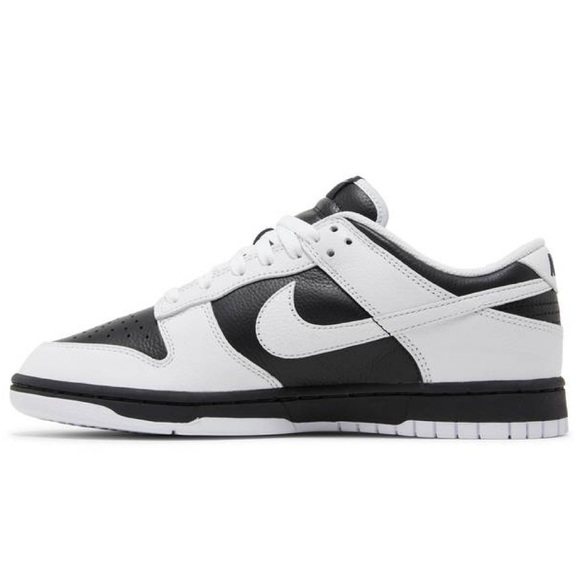 Nike Reverse Panda Dunks - Picture 4 of 5